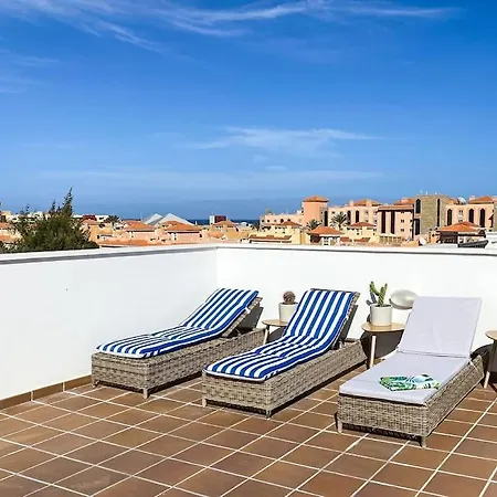 Apartamento Sunny Luxury With Two Great Sunny - Level Terraces, Two Swimming Pools, In A New Complex Pueblo Majorero, Close To Fuerteventura Golf Club, Next To The , Atlantico Shopping Mall And Casino In Caleta de Fuste