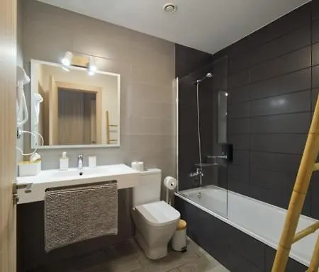 Apartamento Sunny Luxury With Two Great Sunny - Level Terraces, Two Swimming Pools, In A New Complex Pueblo Majorero, Close To Fuerteventura Golf Club, Next To The , Atlantico Shopping Mall And Casino In Caleta de Fuste