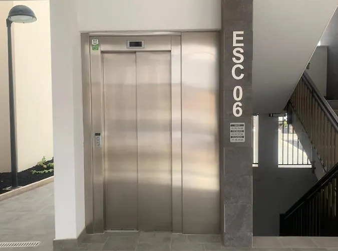 Apartamento Sunny Luxury With Two Great Sunny - Level Terraces, Two Swimming Pools, In A New Complex Pueblo Majorero, Close To Fuerteventura Golf Club, Next To The , Atlantico Shopping Mall And Casino In Caleta de Fuste